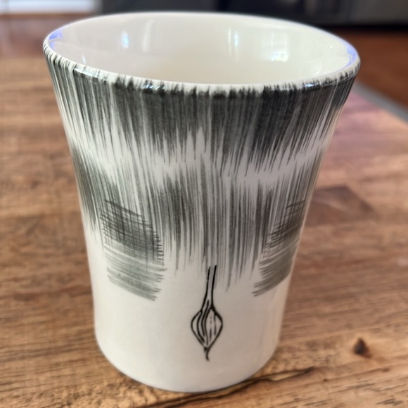 3D Elephant 🐘 handle Pier 1 Coffee Mug - Picture 3 of 5